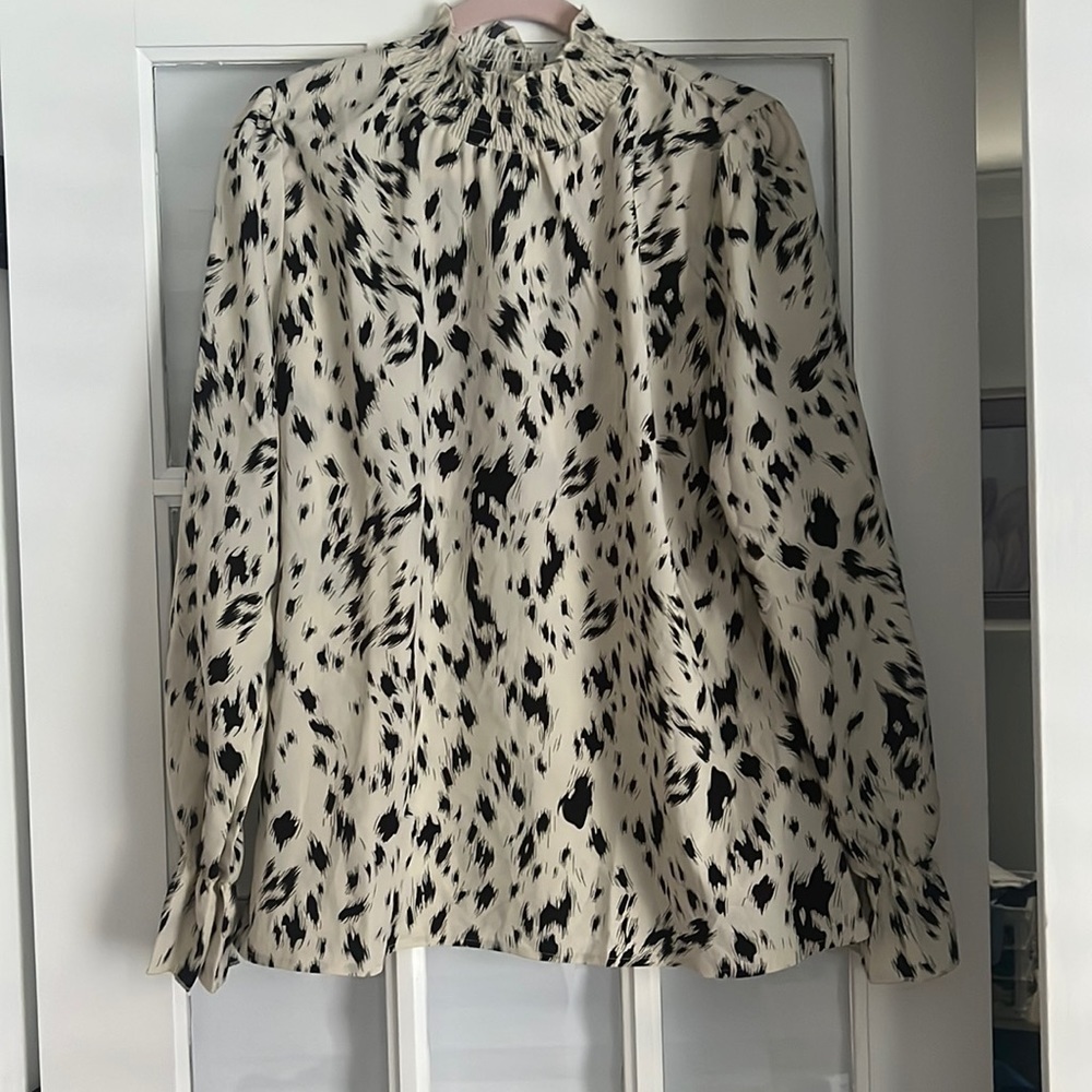 laMode shirt